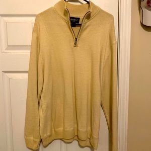 Mens Eddie Bauer crew sweater